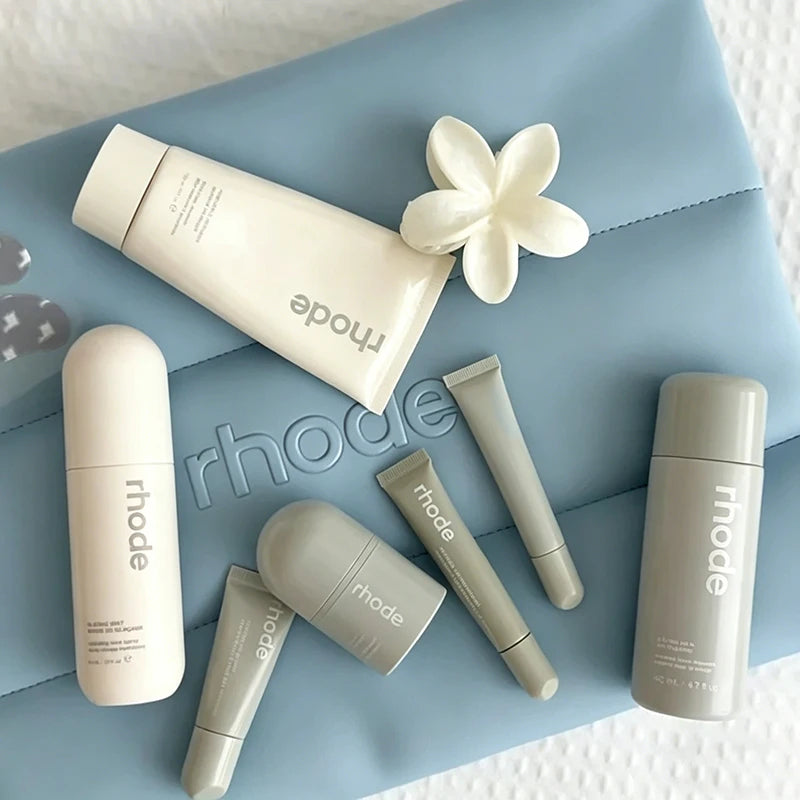 2026 Latest Popular Limited Edition Sugaeberry Lip Gloss Blue Bubble Makeup Bag Magnetic Holder Glazing Milk Skin Care Cosmetic